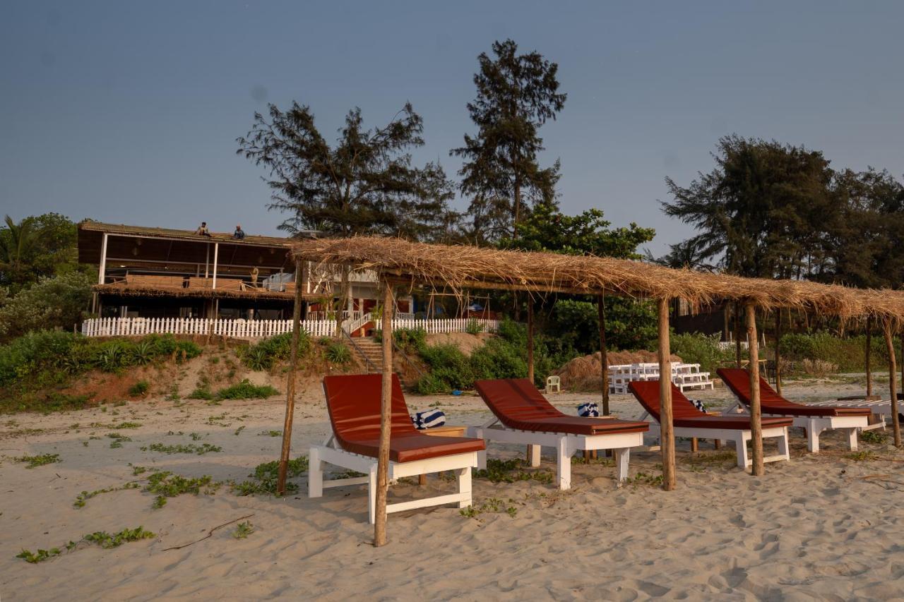 Woodpegger By The Beach, Mandrem Esterno foto